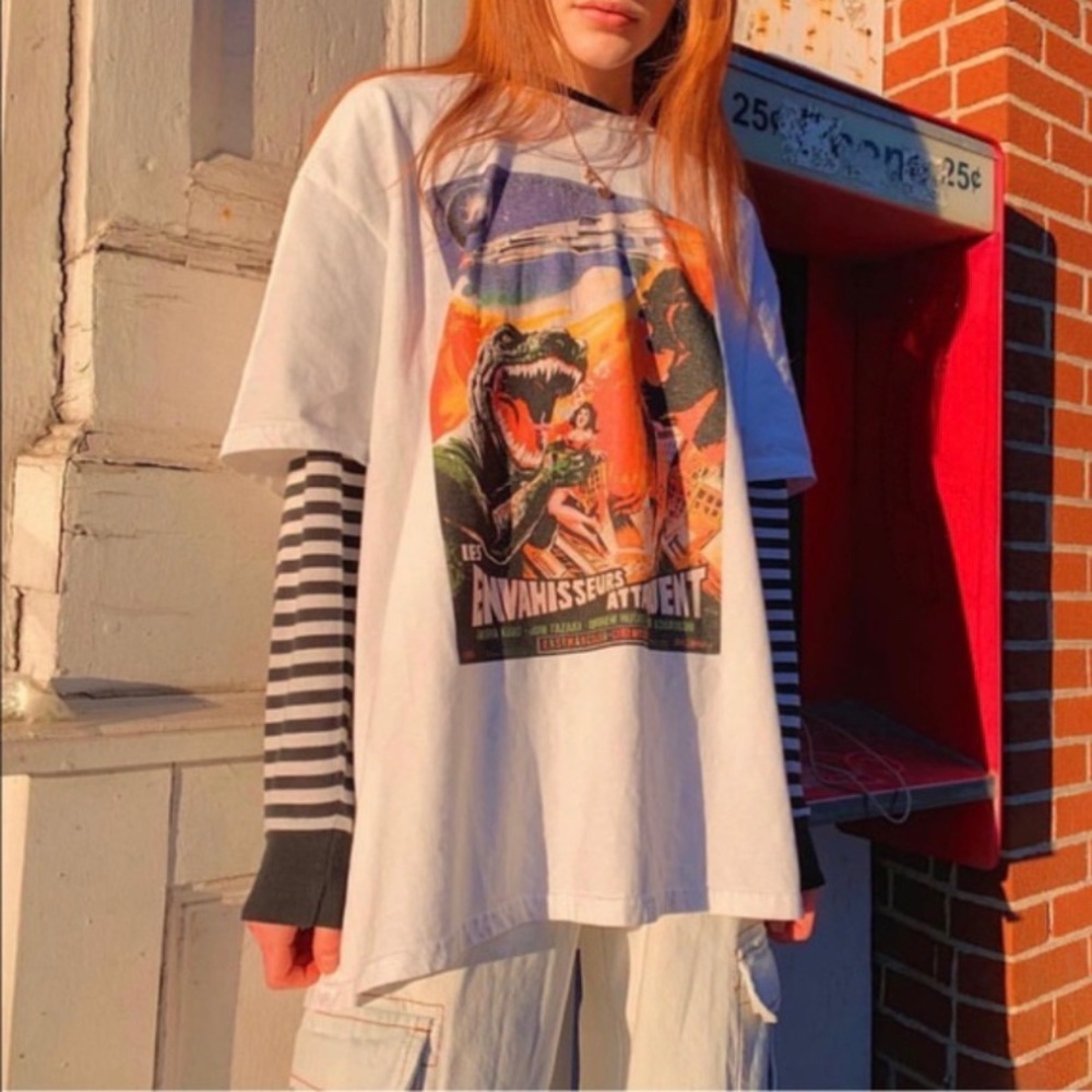 Brandy Melville les envahisseurs attaquent shirt